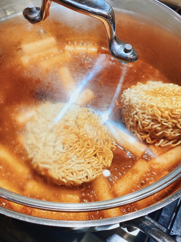 rabokki cooking noodles garaetteok